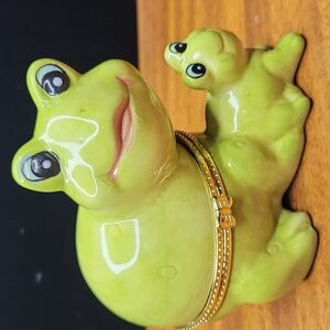 It's A Frogs Life Trinket Box